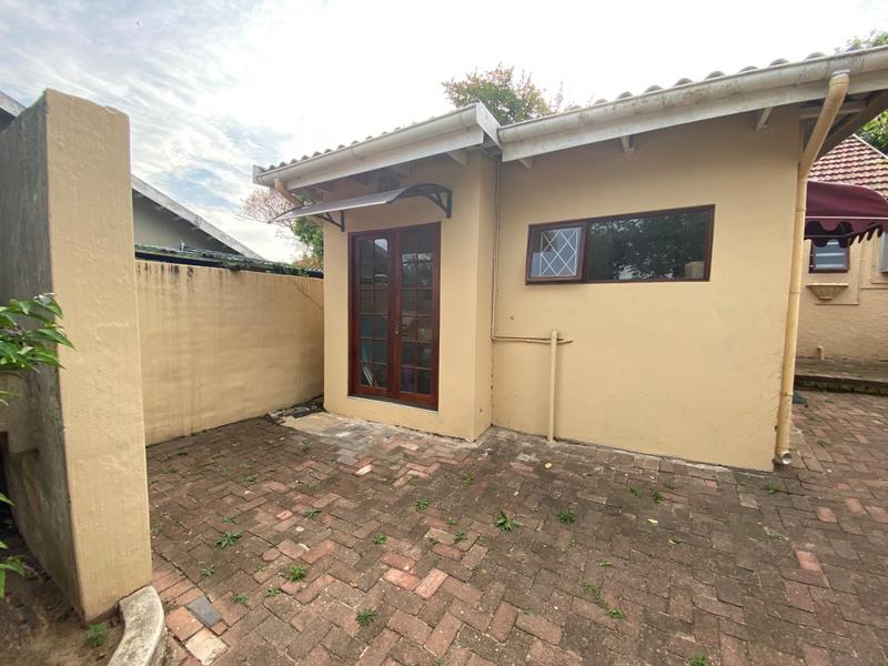 3 Bedroom Property for Sale in Uvongo KwaZulu-Natal