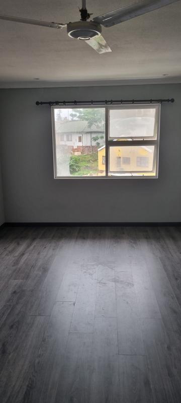 1 Bedroom Property for Sale in Bellair KwaZulu-Natal