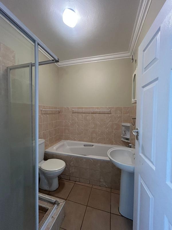 2 Bedroom Property for Sale in Margate KwaZulu-Natal