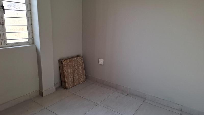 To Let 2 Bedroom Property for Rent in Overport KwaZulu-Natal