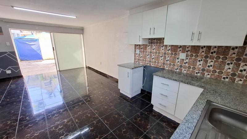 To Let 3 Bedroom Property for Rent in Sherwood KwaZulu-Natal