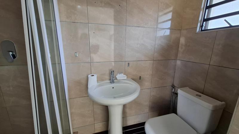 To Let 3 Bedroom Property for Rent in Sherwood KwaZulu-Natal