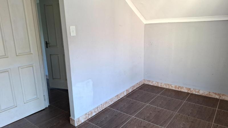 To Let 3 Bedroom Property for Rent in Sherwood KwaZulu-Natal