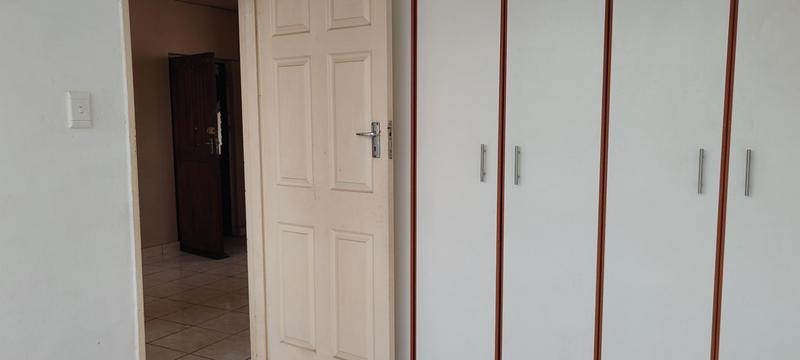 2 Bedroom Property for Sale in Overport KwaZulu-Natal