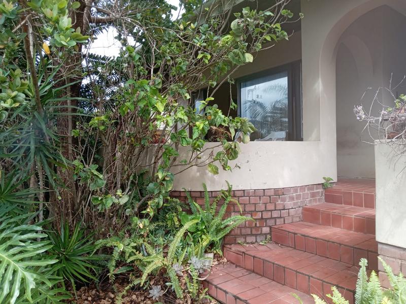 To Let 6 Bedroom Property for Rent in Scottburgh South KwaZulu-Natal