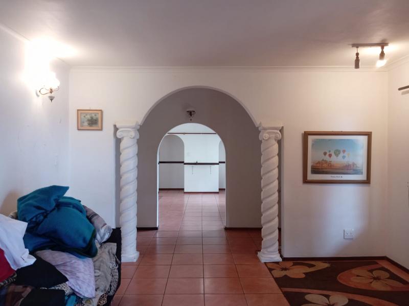 To Let 6 Bedroom Property for Rent in Scottburgh South KwaZulu-Natal
