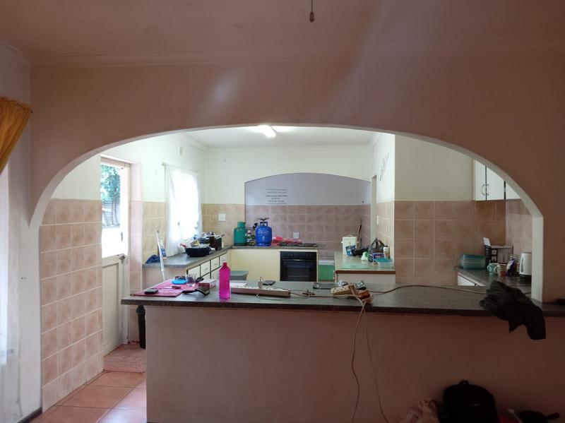 To Let 6 Bedroom Property for Rent in Scottburgh South KwaZulu-Natal