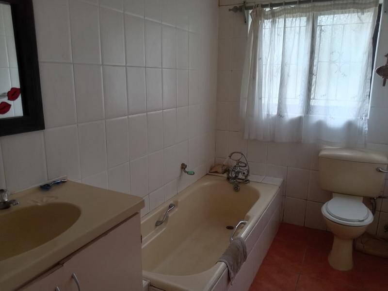 To Let 6 Bedroom Property for Rent in Scottburgh South KwaZulu-Natal