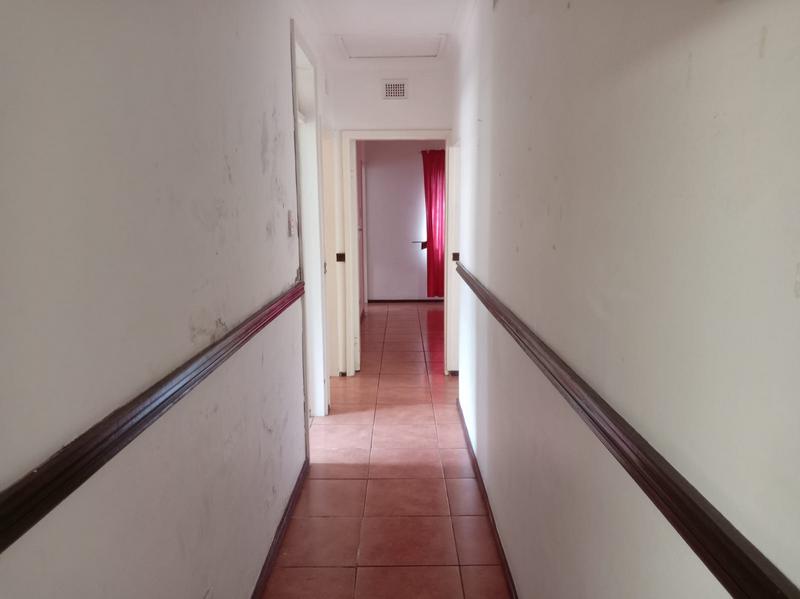 To Let 6 Bedroom Property for Rent in Scottburgh South KwaZulu-Natal