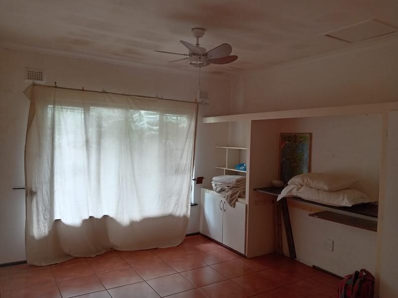To Let 6 Bedroom Property for Rent in Scottburgh South KwaZulu-Natal