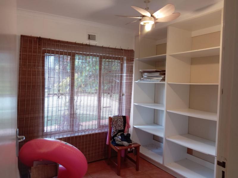 To Let 6 Bedroom Property for Rent in Scottburgh South KwaZulu-Natal
