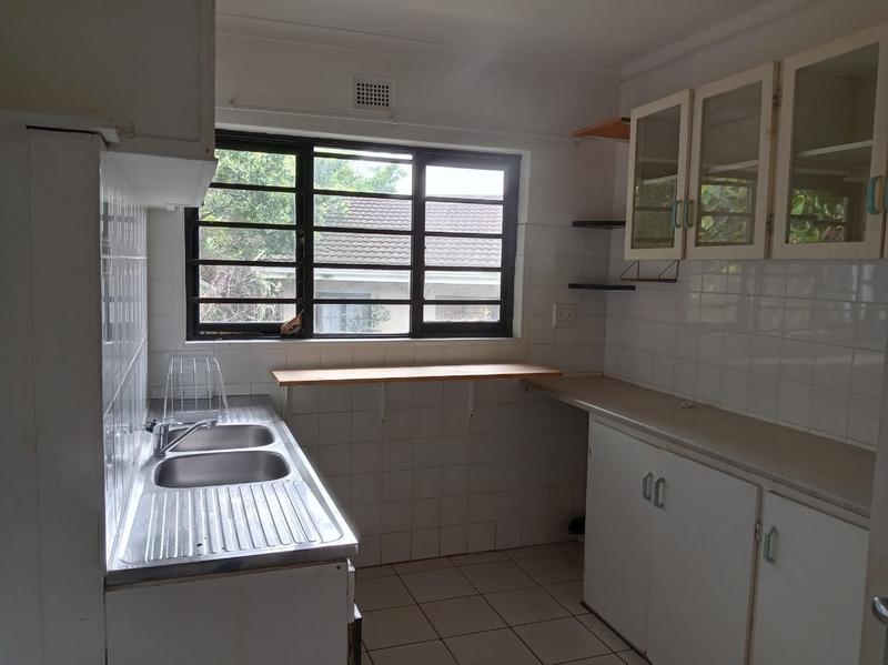 To Let 6 Bedroom Property for Rent in Scottburgh South KwaZulu-Natal