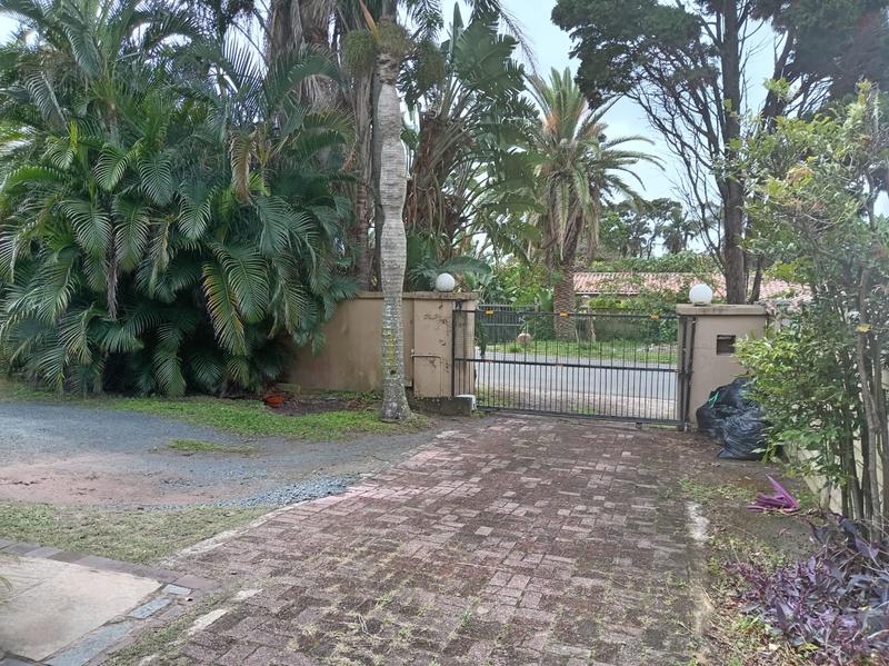 To Let 6 Bedroom Property for Rent in Scottburgh South KwaZulu-Natal