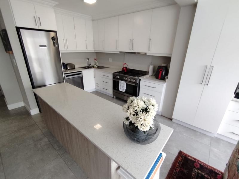 3 Bedroom Property for Sale in Umhlanga KwaZulu-Natal
