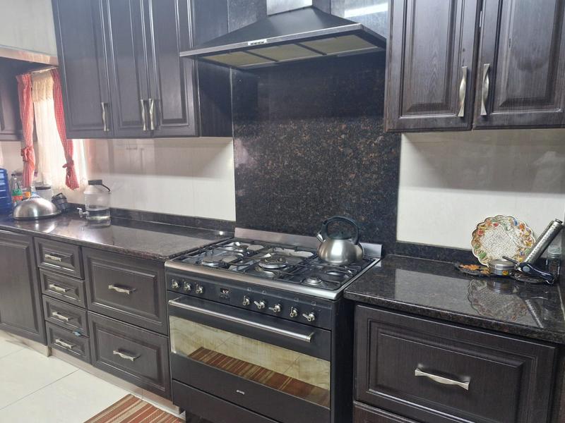 4 Bedroom Property for Sale in Burlington Heights KwaZulu-Natal