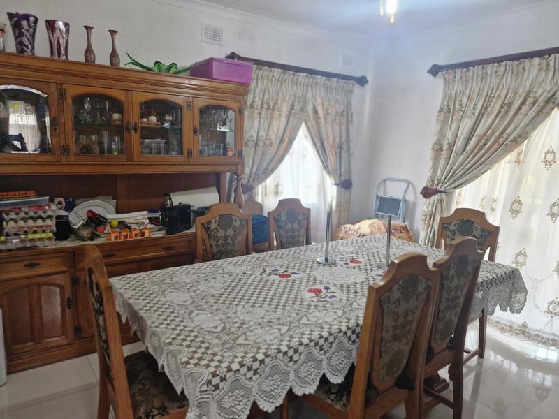 4 Bedroom Property for Sale in Burlington Heights KwaZulu-Natal