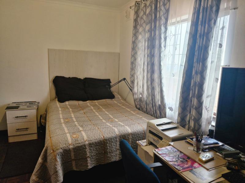 4 Bedroom Property for Sale in Burlington Heights KwaZulu-Natal