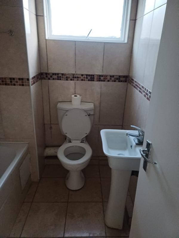 To Let 2 Bedroom Property for Rent in Morningside KwaZulu-Natal