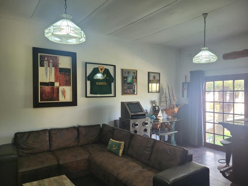 4 Bedroom Property for Sale in Manaba Beach KwaZulu-Natal