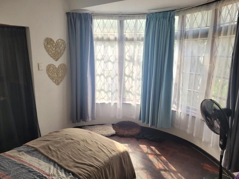 4 Bedroom Property for Sale in Manaba Beach KwaZulu-Natal