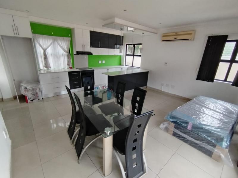 1 Bedroom Property for Sale in Somerset Park KwaZulu-Natal