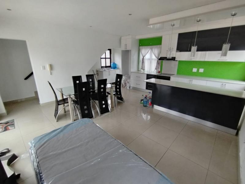 1 Bedroom Property for Sale in Somerset Park KwaZulu-Natal