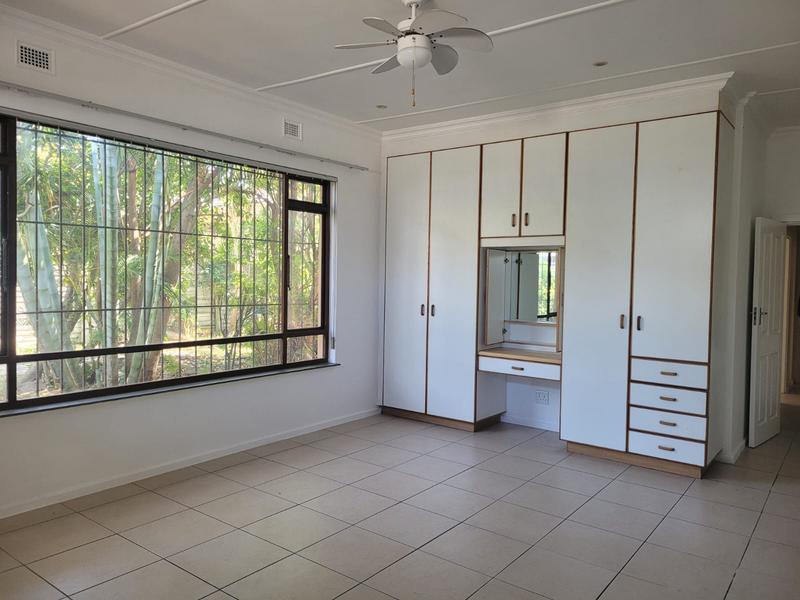 4 Bedroom Property for Sale in Manaba Beach KwaZulu-Natal