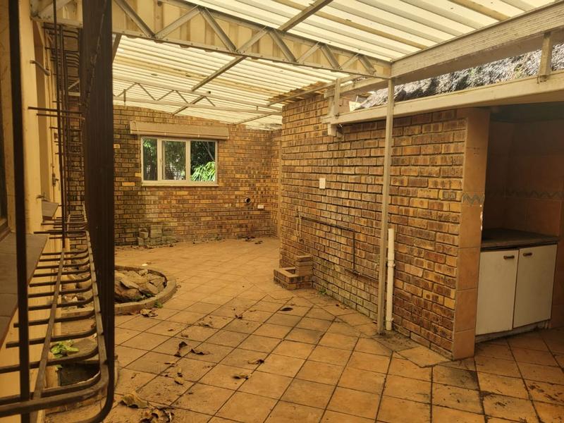 4 Bedroom Property for Sale in Manaba Beach KwaZulu-Natal