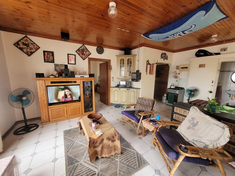 4 Bedroom Property for Sale in Manaba Beach KwaZulu-Natal