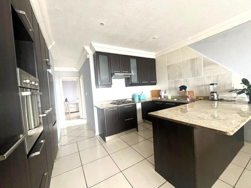 2 Bedroom Property for Sale in Margate Beach KwaZulu-Natal