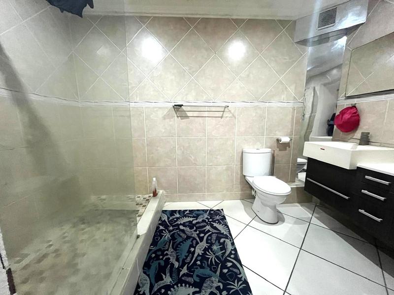 2 Bedroom Property for Sale in Margate Beach KwaZulu-Natal
