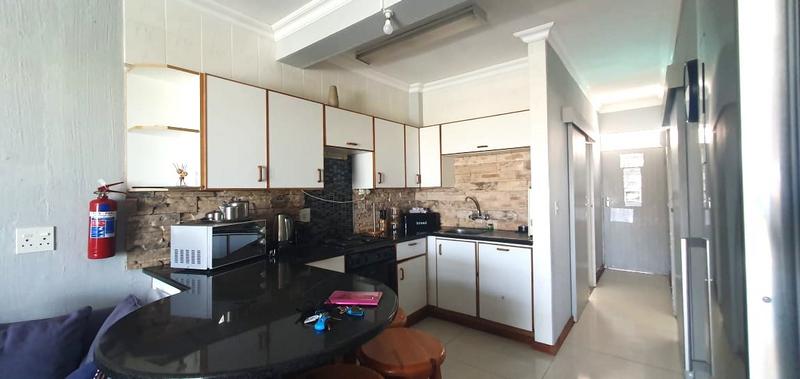 2 Bedroom Property for Sale in Manaba Beach KwaZulu-Natal