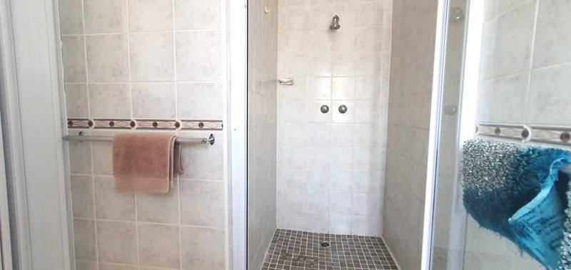 2 Bedroom Property for Sale in Manaba Beach KwaZulu-Natal