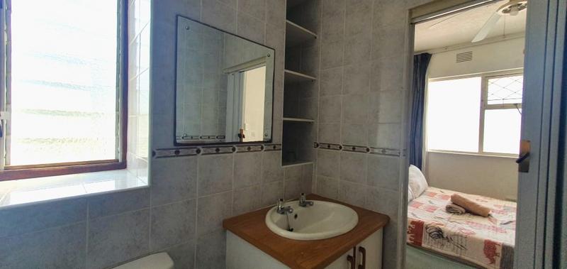 2 Bedroom Property for Sale in Manaba Beach KwaZulu-Natal