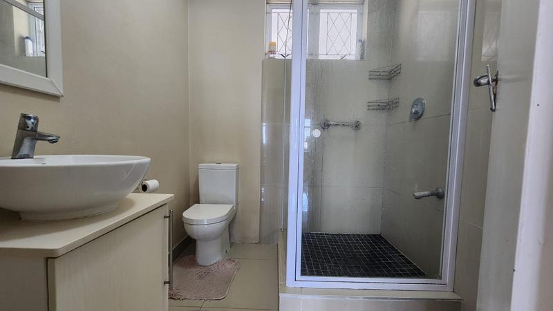 1 Bedroom Property for Sale in Windermere KwaZulu-Natal