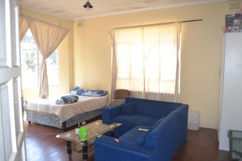 4 Bedroom Property for Sale in Montclair KwaZulu-Natal