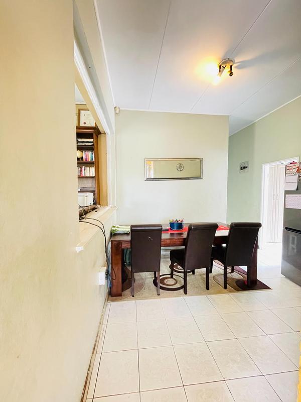 4 Bedroom Property for Sale in Yellowwood Park KwaZulu-Natal
