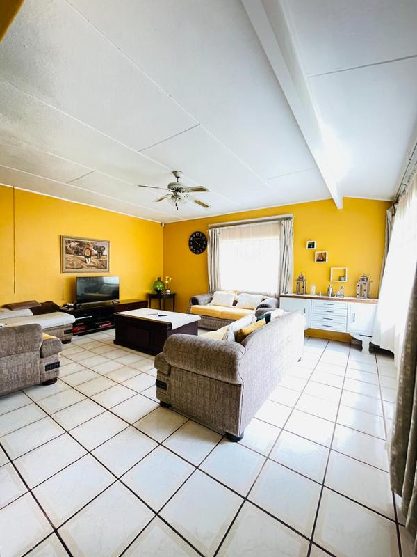 4 Bedroom Property for Sale in Yellowwood Park KwaZulu-Natal