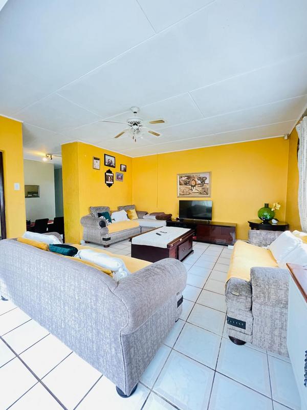 4 Bedroom Property for Sale in Yellowwood Park KwaZulu-Natal