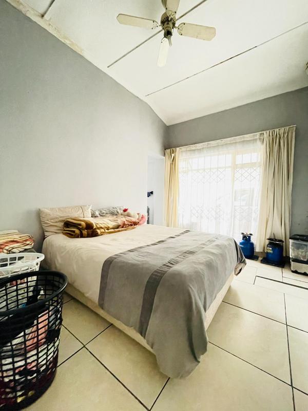 4 Bedroom Property for Sale in Yellowwood Park KwaZulu-Natal