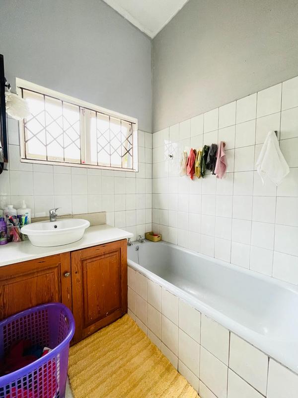 4 Bedroom Property for Sale in Yellowwood Park KwaZulu-Natal