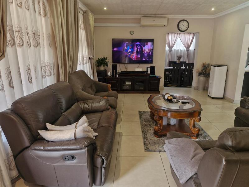 3 Bedroom Property for Sale in Sea View KwaZulu-Natal