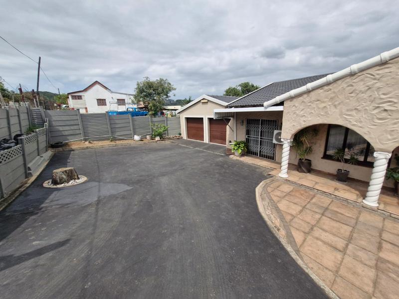 3 Bedroom Property for Sale in Sea View KwaZulu-Natal