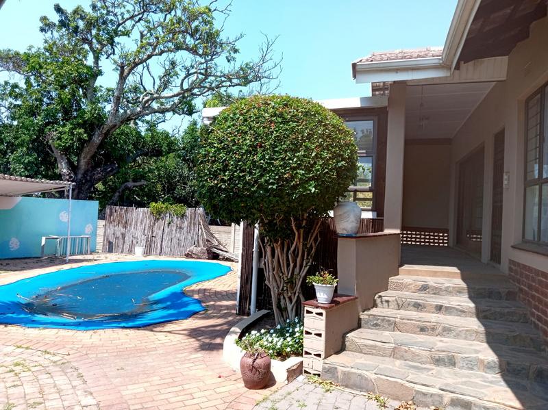 5 Bedroom Property for Sale in Scottburgh South KwaZulu-Natal