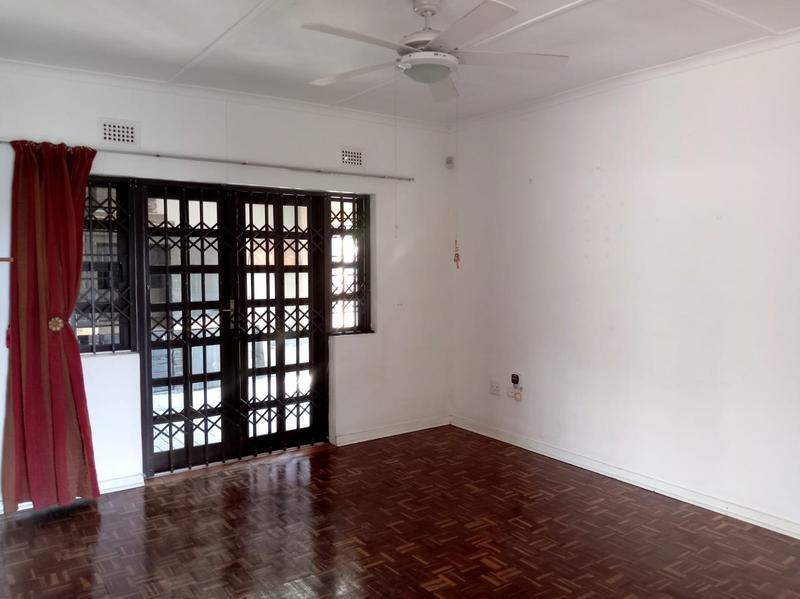 5 Bedroom Property for Sale in Scottburgh South KwaZulu-Natal