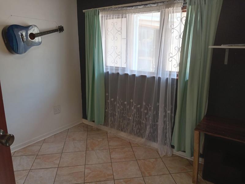 5 Bedroom Property for Sale in Scottburgh South KwaZulu-Natal