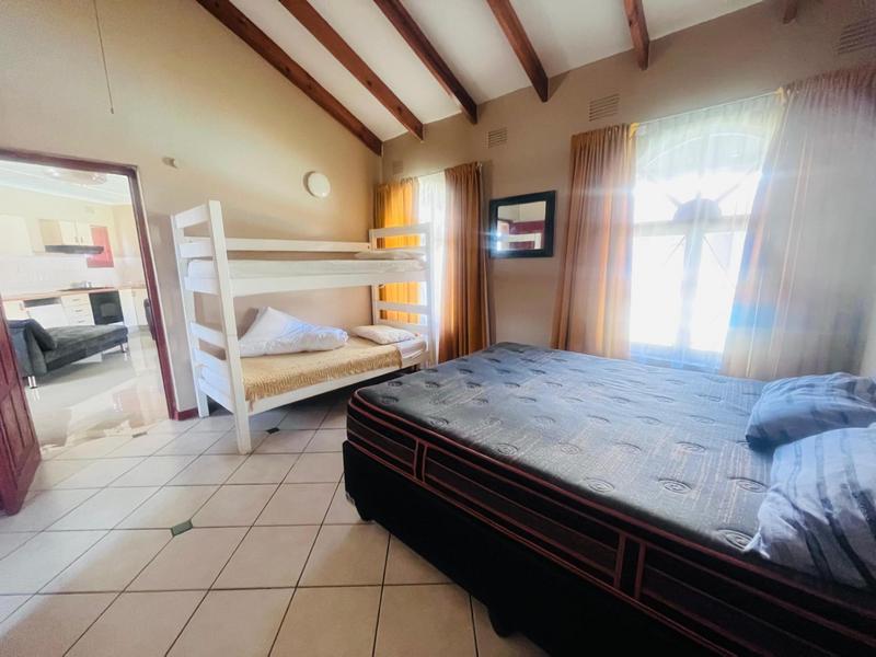 To Let 1 Bedroom Property for Rent in Margate KwaZulu-Natal