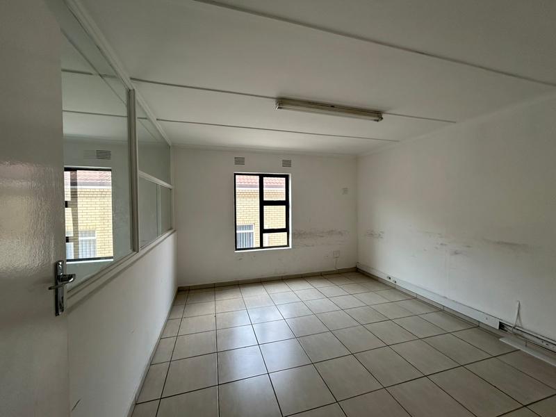 To Let commercial Property for Rent in Port Shepstone KwaZulu-Natal