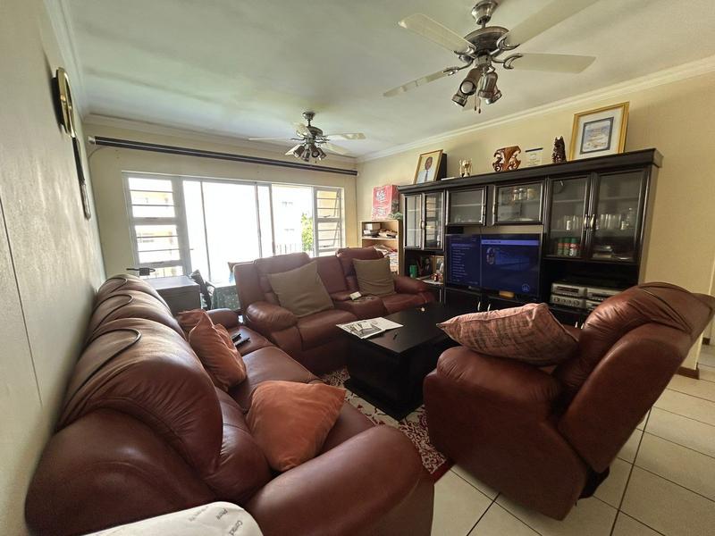 2 Bedroom Property for Sale in Sea Park KwaZulu-Natal