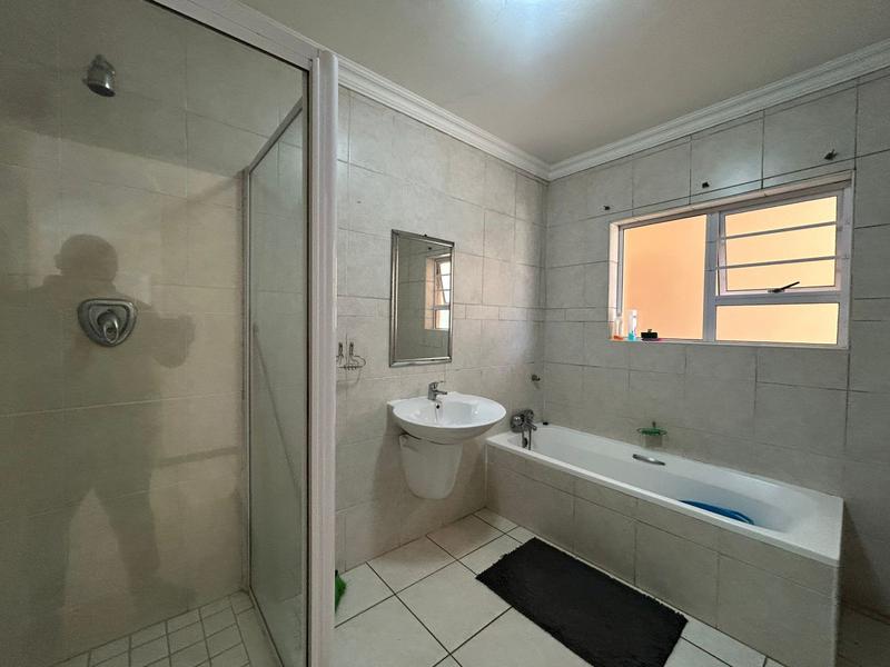 2 Bedroom Property for Sale in Sea Park KwaZulu-Natal